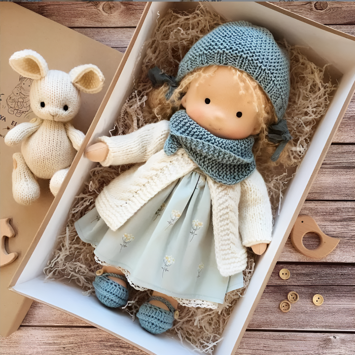 Handgjord Waldorf Kramdoll