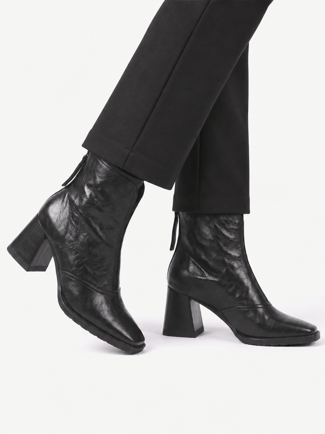 Boots i läder med blockklack och dragkedja för dam