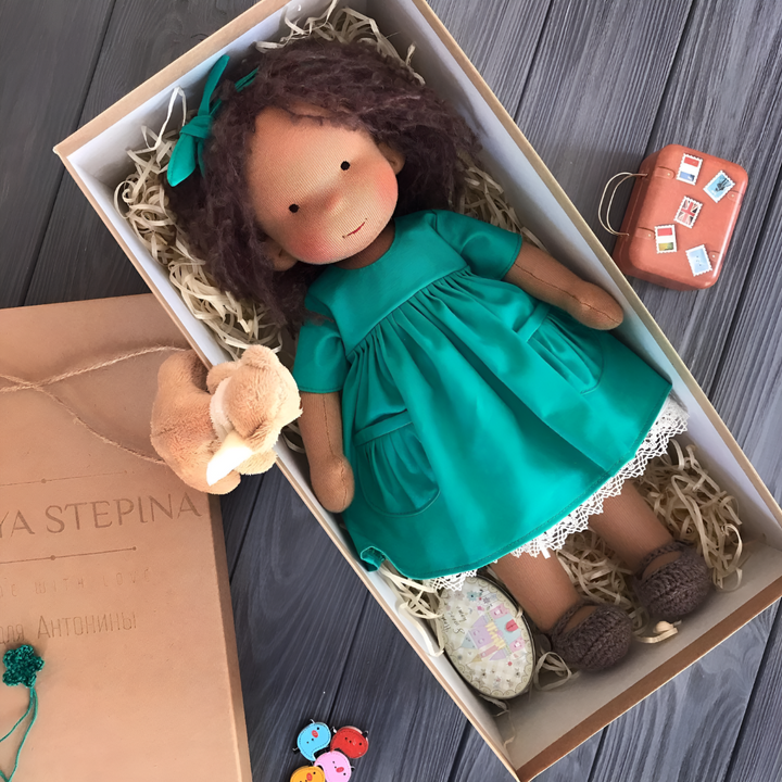 Handgjord Waldorf Kramdoll