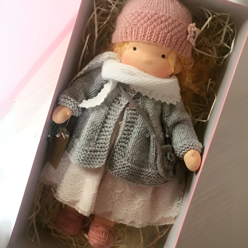Handgjord Waldorf Kramdoll