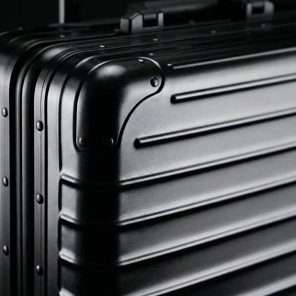 Aerovex - Hard-Shell Spinner Luggage Set