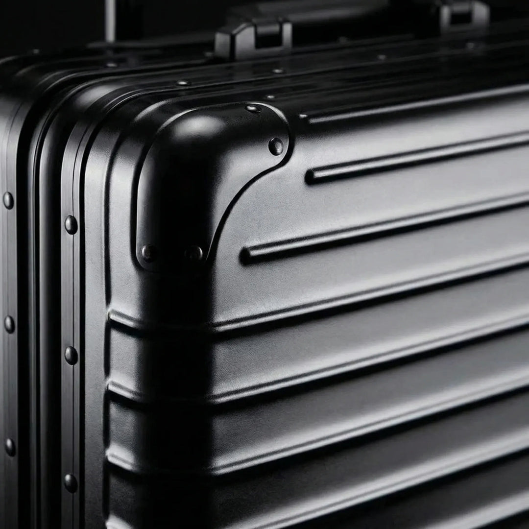 Aerovex - Hard-Shell Spinner Luggage Set