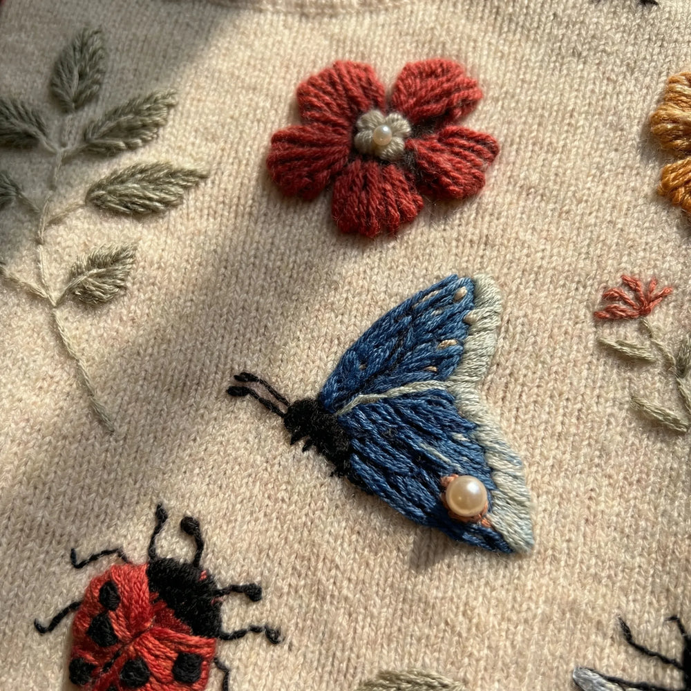Bloomknit - Loose-Fit 3D Floral Embroidered Sweater