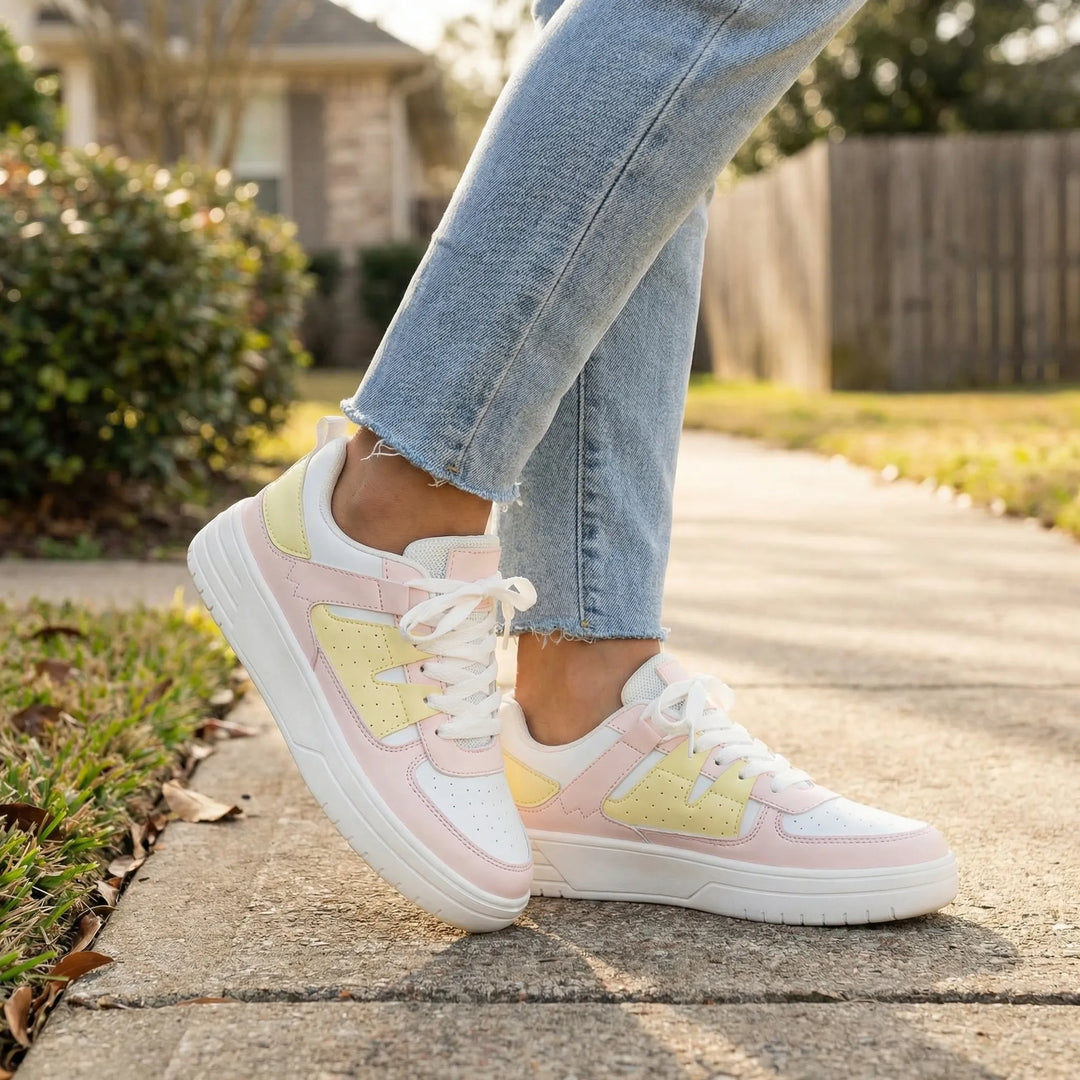 Bloompace - Color-Block Low-Top Lace-Up Sneaker