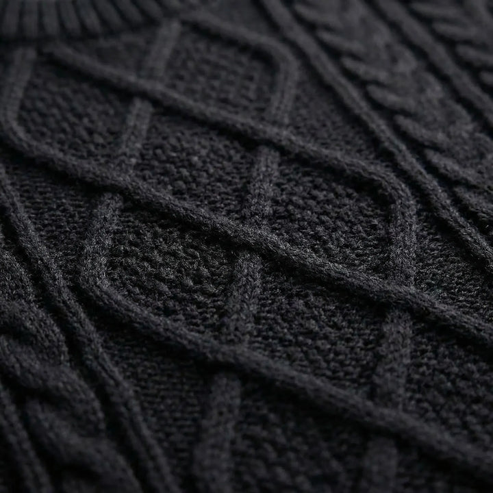 Cablova - Oversized Cable Knit Crewneck Pullover