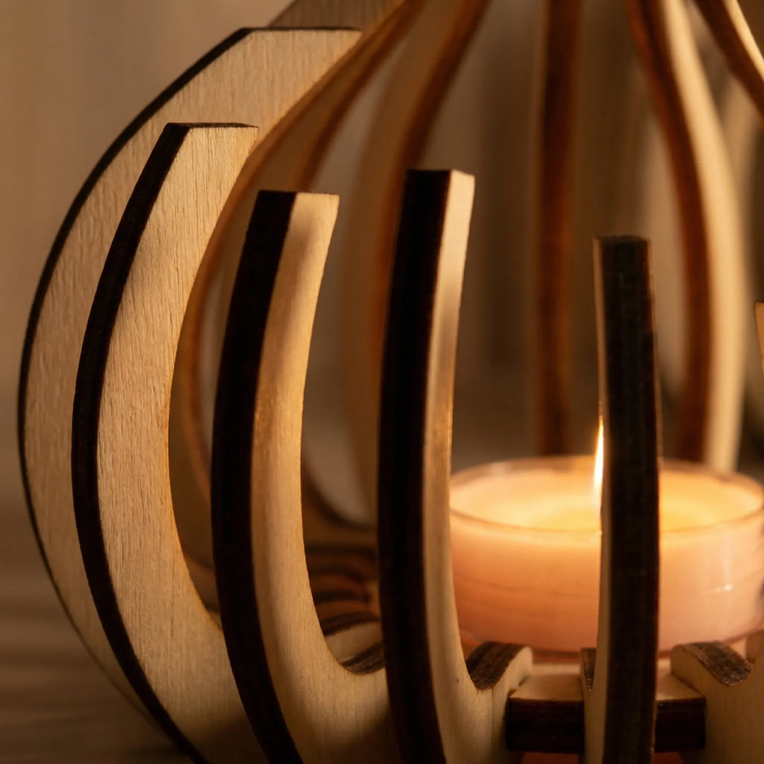 Candriva - Sculptural Teardrop Candle Holder
