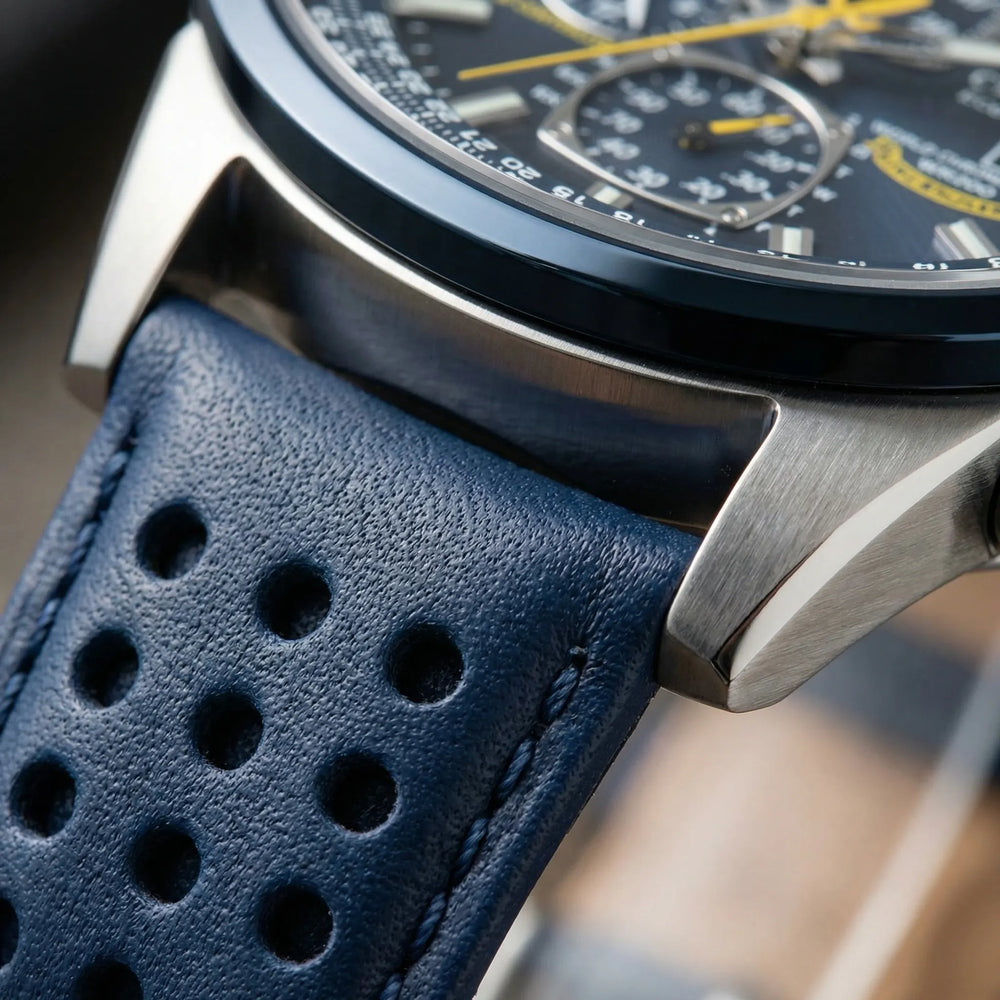 Chronvex - Round Dial Quartz Men's Watch