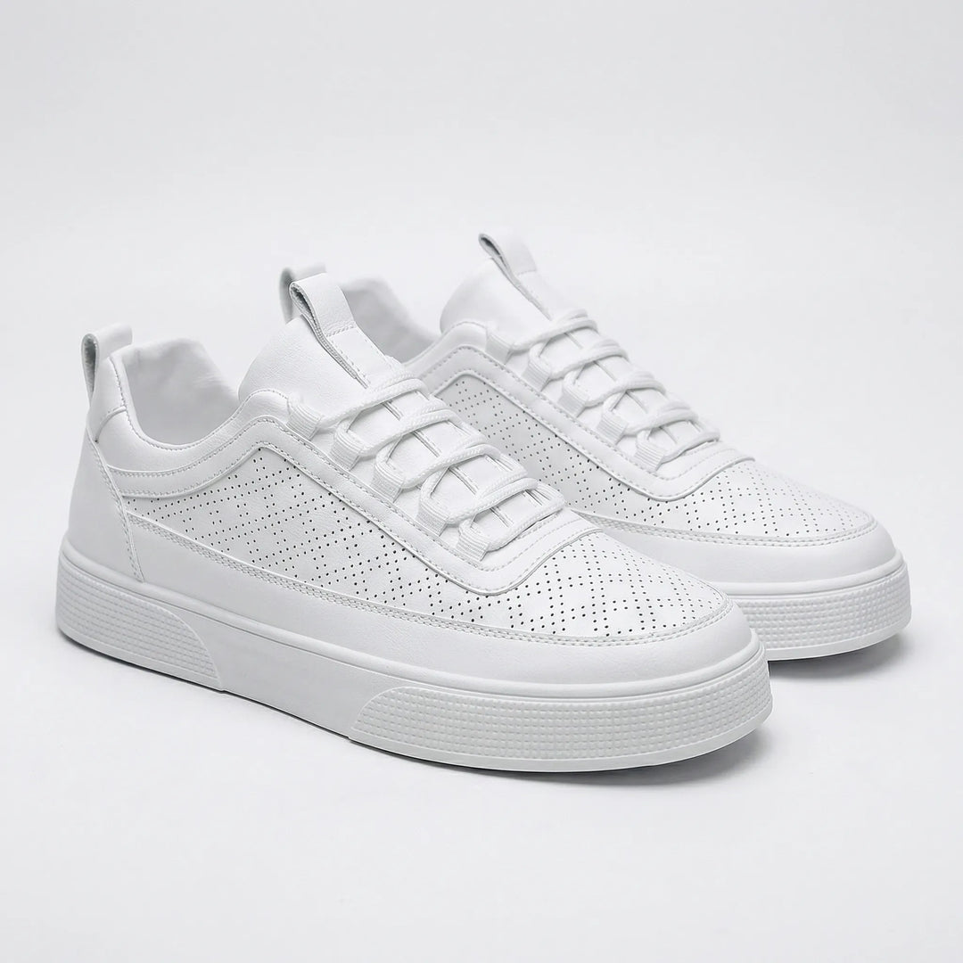 Crestio - Low-Top Lace-Up Leather Sneaker
