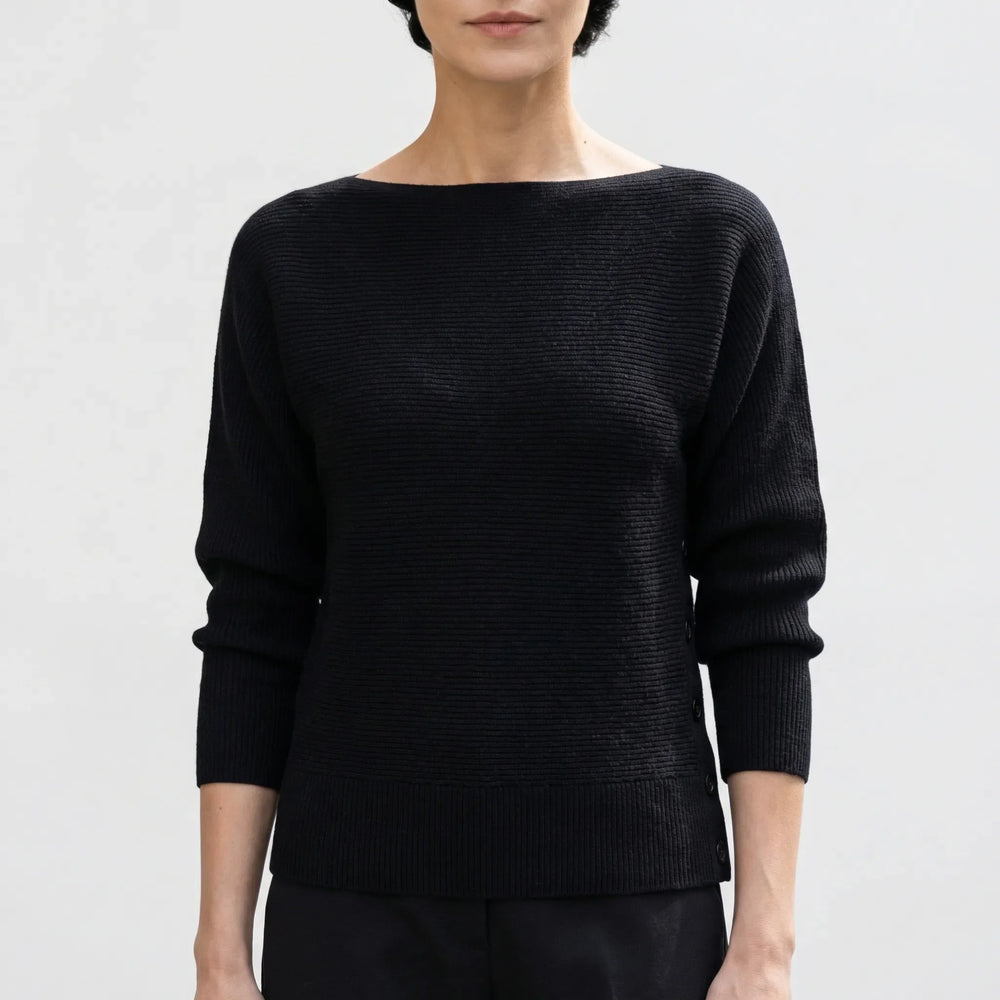 Dravelle - Off-The-Shoulder Batwing Knit Pullover