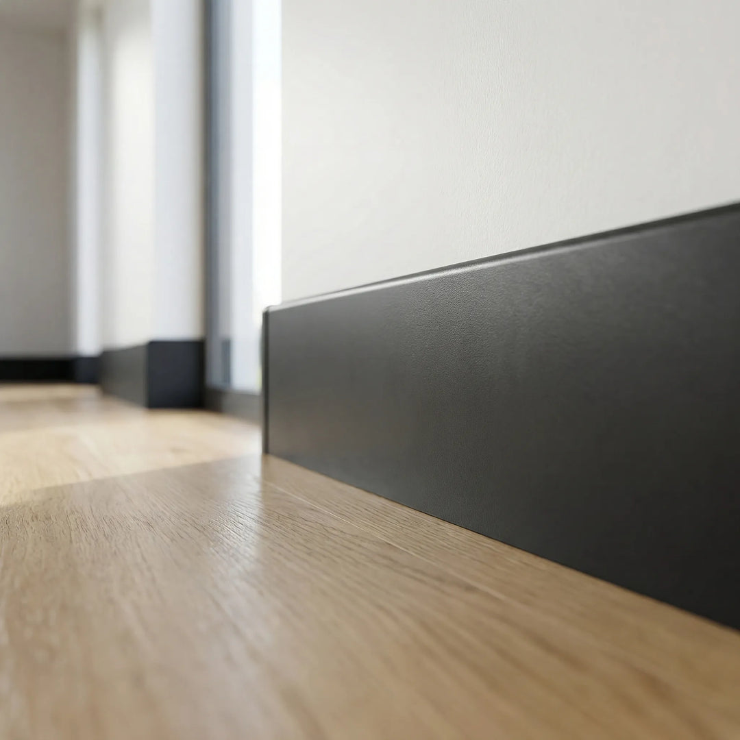 Edglyn - Self-Adhesive 3D Raised Wall Trim