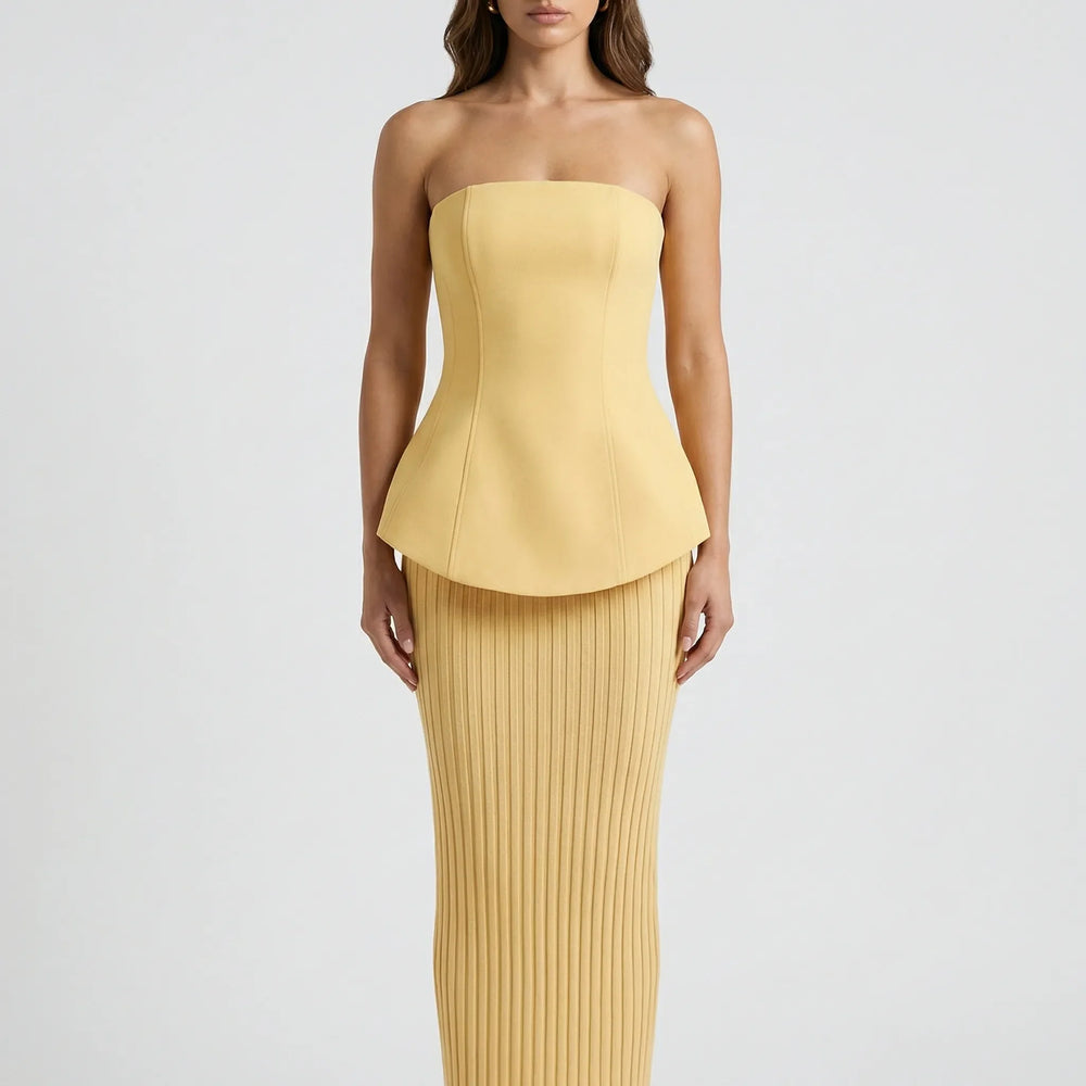 Elourna - Strapless Sculpted Maxi Dress