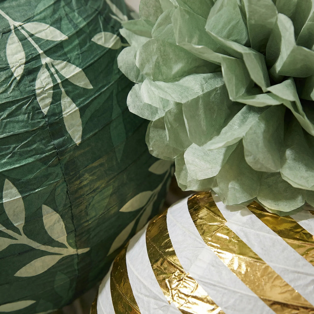 Festara - Hanging Paper Lantern And Pom-Pom Set