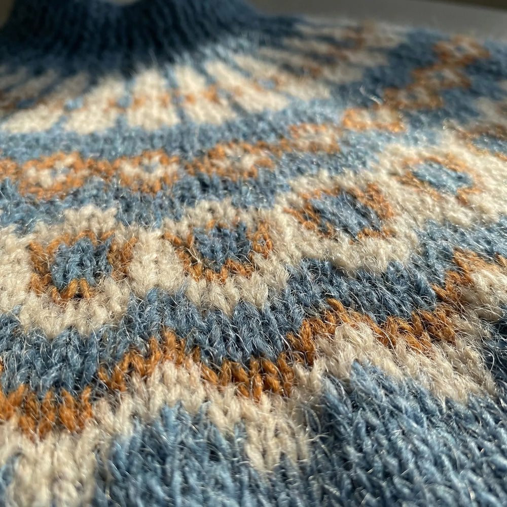 Fjelora - Nordic Fair Isle Patterned Pullover Sweater