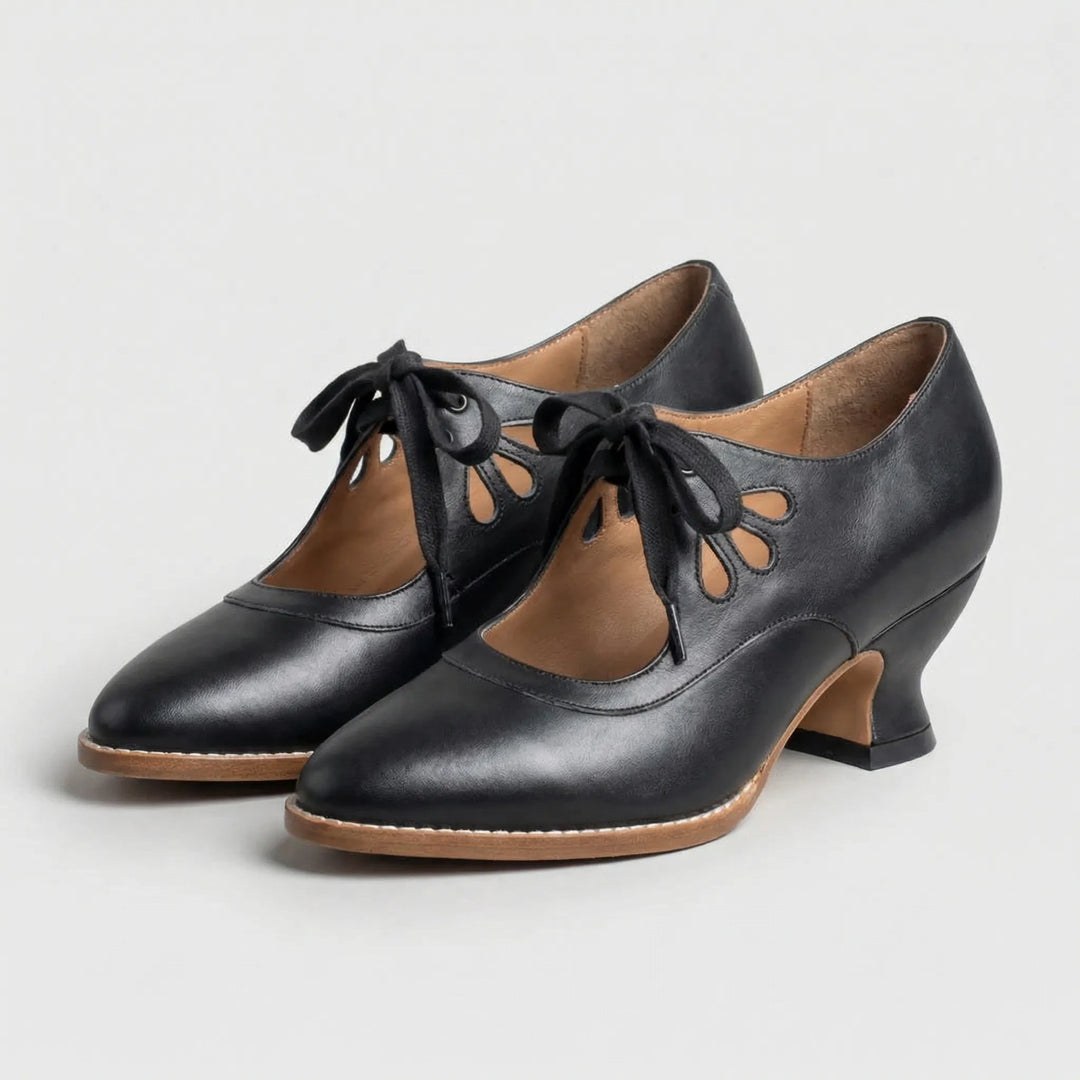 Flourette - Low-Heel Lace-Up Cutout Shoe