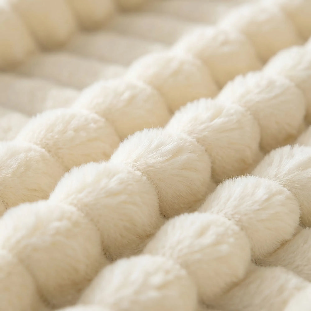 Fluffora - Double-Sided Faux Fur Throw Blanket