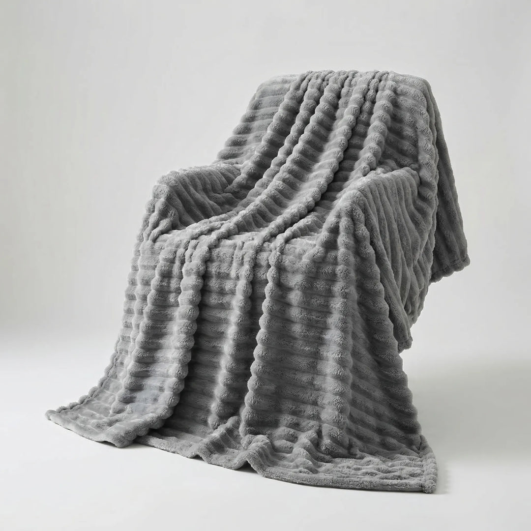 Fluffora - Double-Sided Faux Fur Throw Blanket