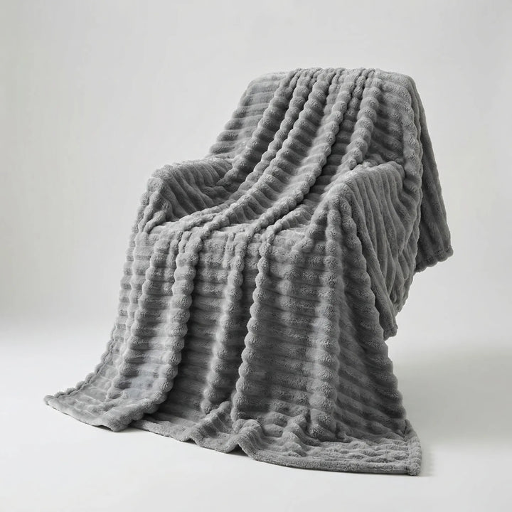Fluffora - Double-Sided Faux Fur Throw Blanket