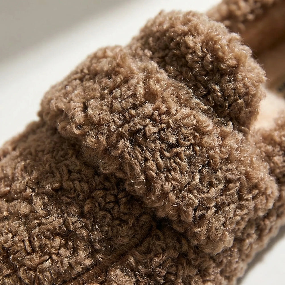 Flufora - Slip-On Plush Indoor Slipper