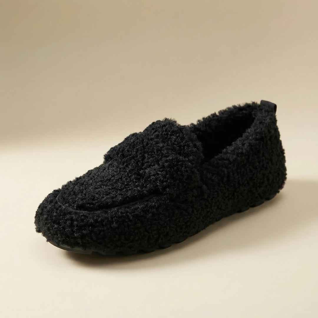Flufora - Slip-On Plush Indoor Slipper