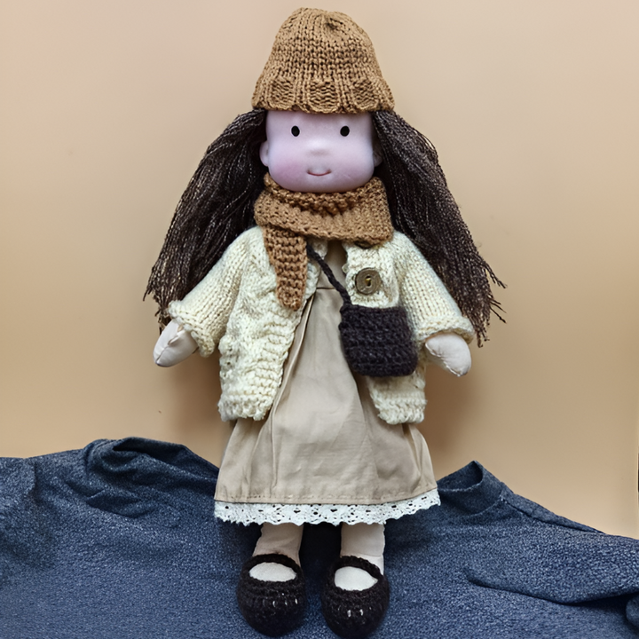 Handgjord Waldorf Kramdoll