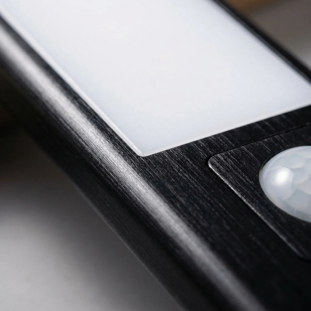 Lumivex - Wireless Motion Sensor LED Light Bar