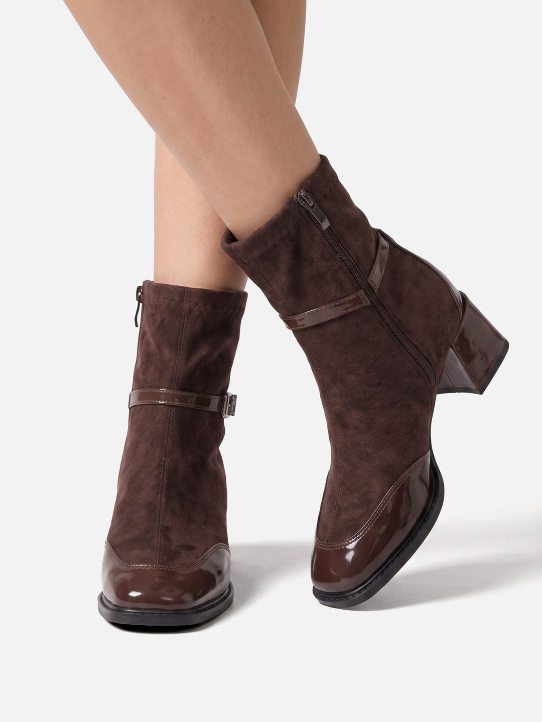 Boots i mocka med spänne och blockklack för dam