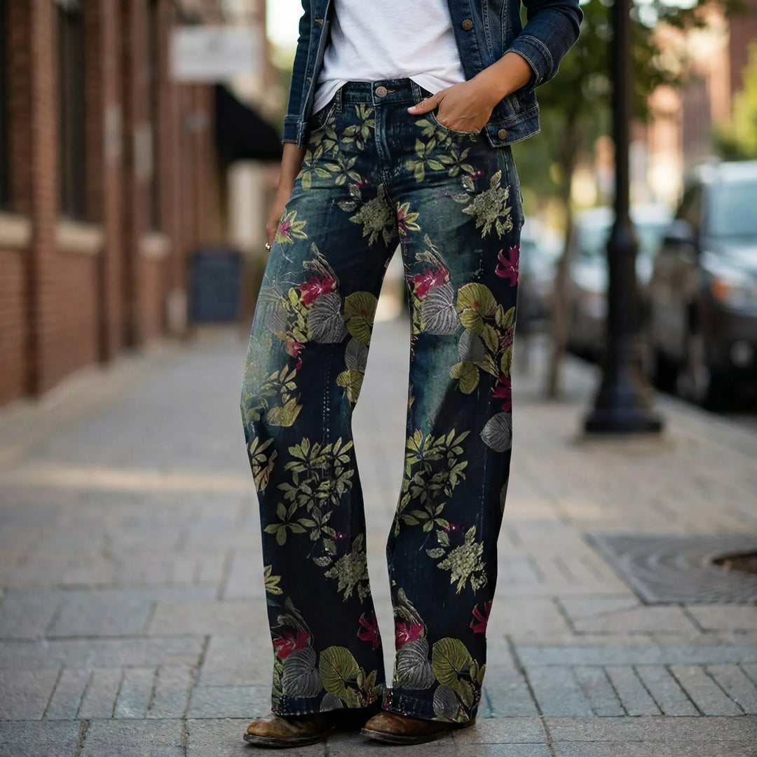 Petaloux - Floral Print Loose Straight-Leg Jeans