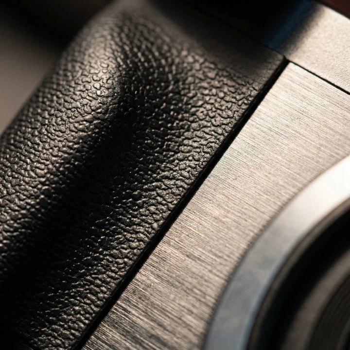 Pixluno - Compact Beginner Digital Camera With Flip Screen