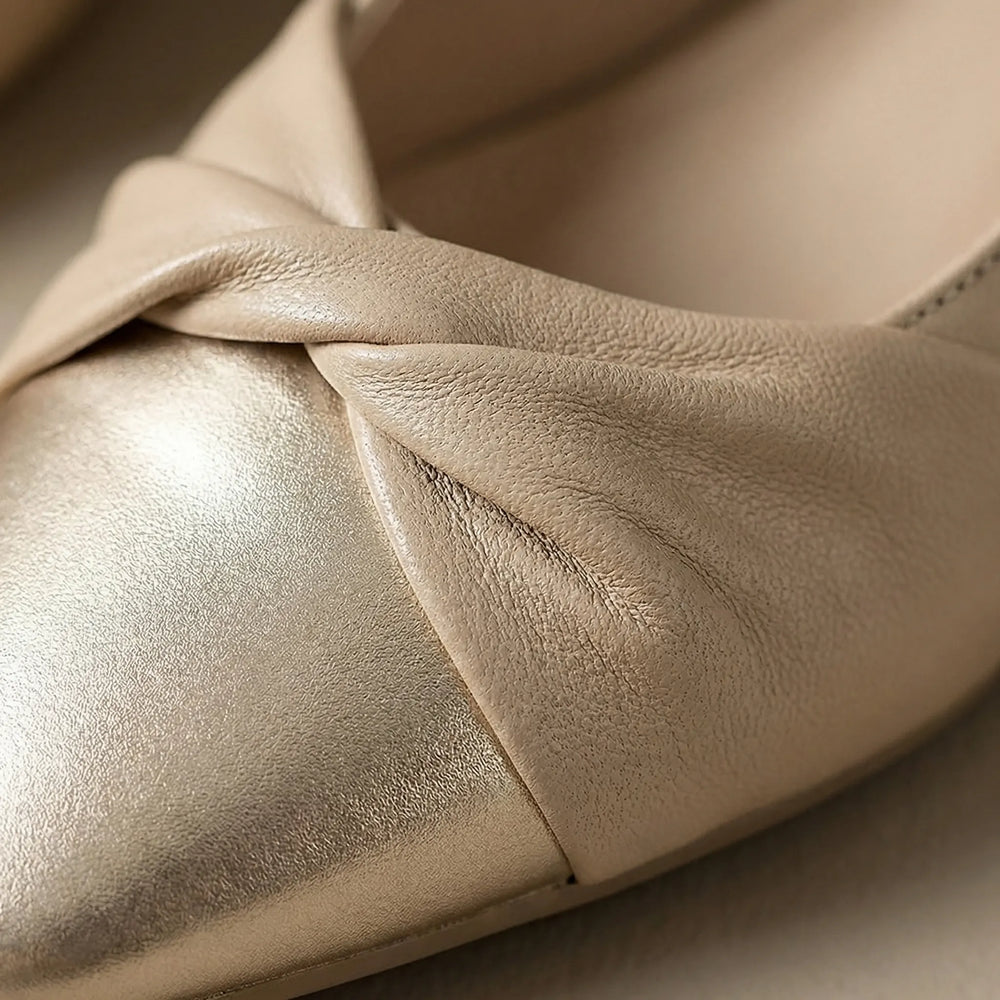 Pointella - Pointed-Toe Low Block Heel Shoe