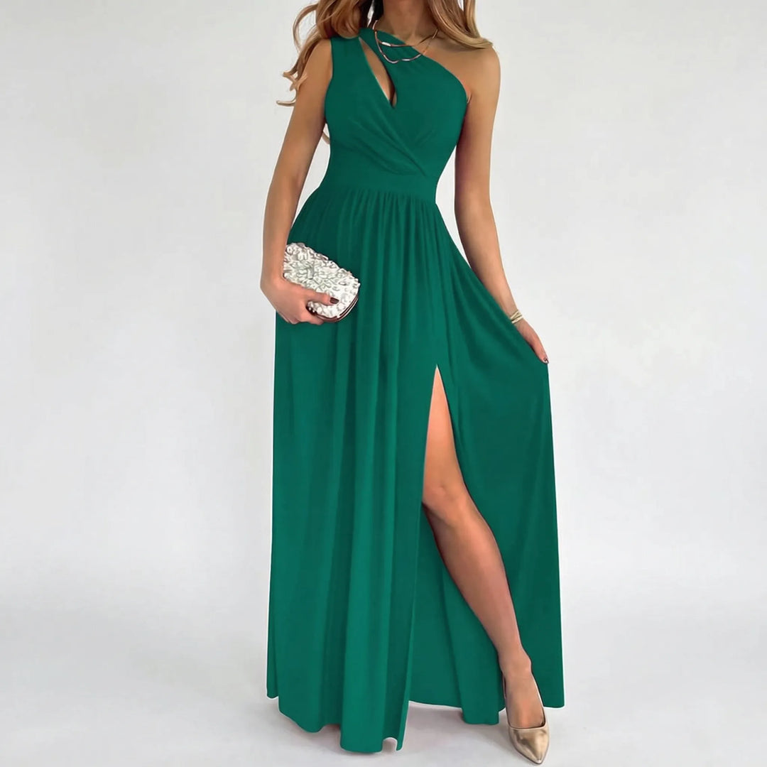 Slitelle - Fitted Halter-Neck Maxi Dress With High Slit