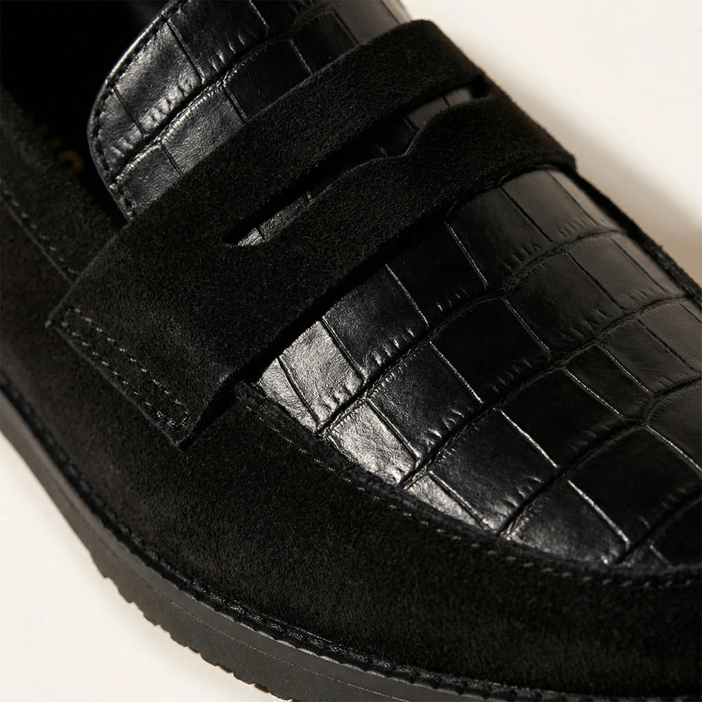 Slyvara - Slip-On Loafer With Croc-Embossed Detail