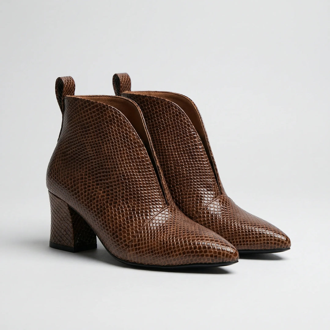Stilara - Slip-On Stiletto Ankle Boot