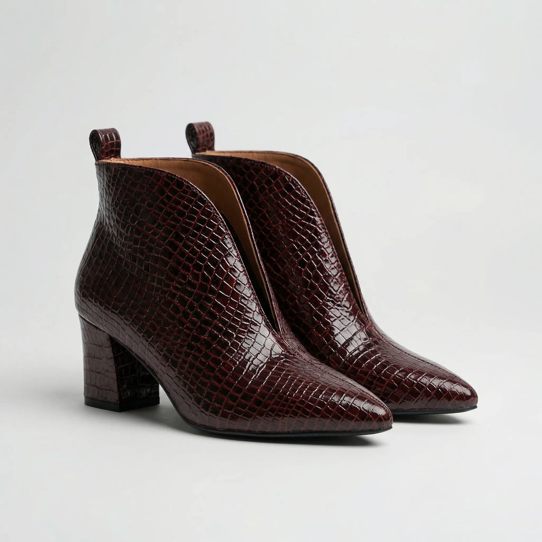 Stilara - Slip-On Stiletto Ankle Boot