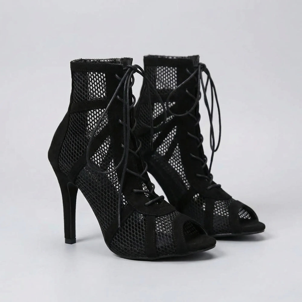 Straxelle - Pointed Toe Stiletto Heel Bootie