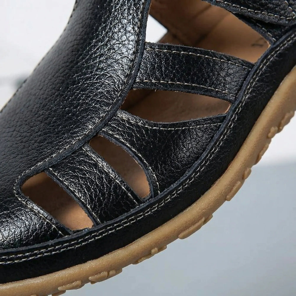 Stridelle - Closed-Toe Arch Support Sandal
