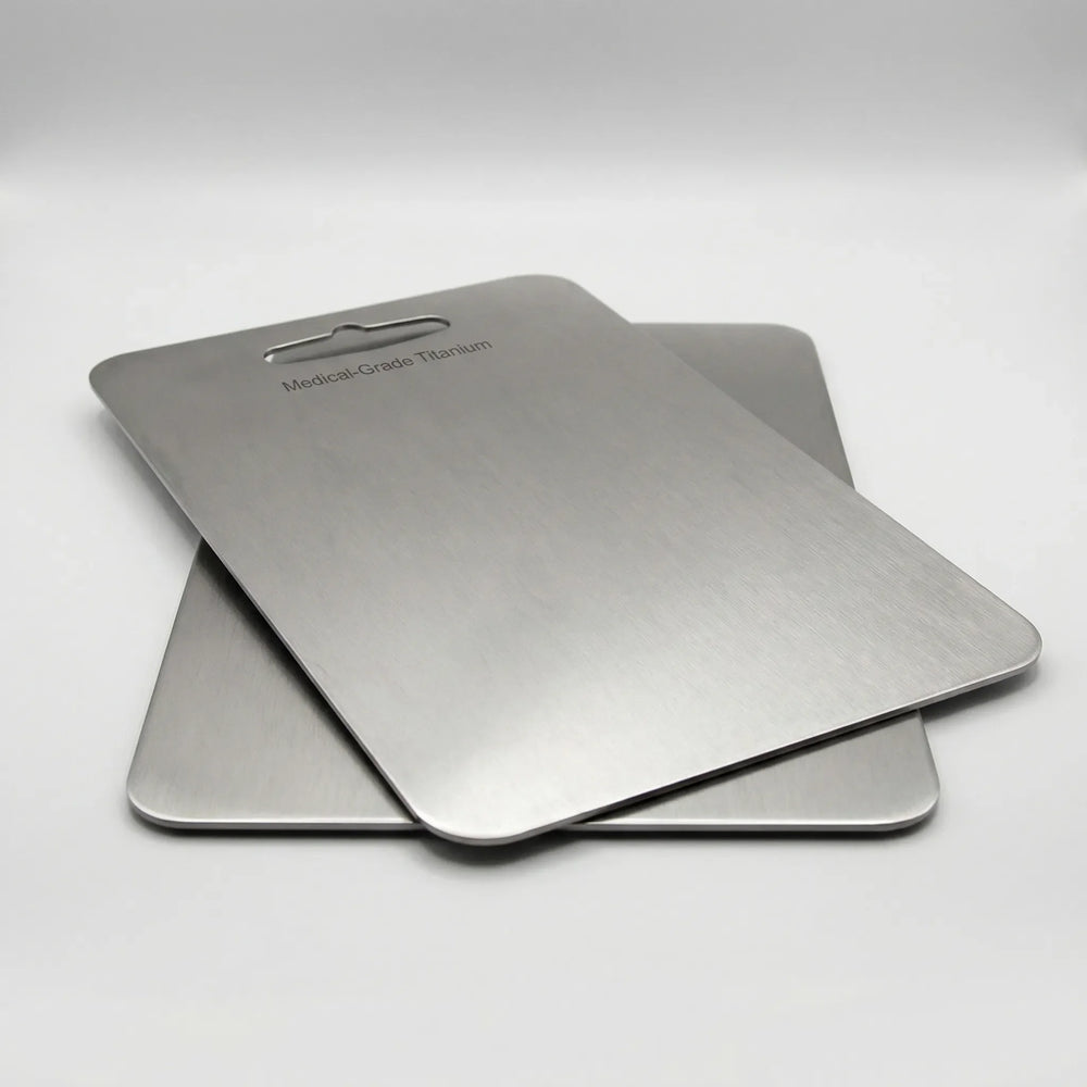 Titavex - Non-Porous Metallic Cutting Board