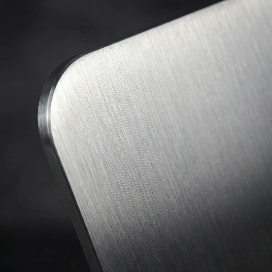 Titavex - Non-Porous Metallic Cutting Board