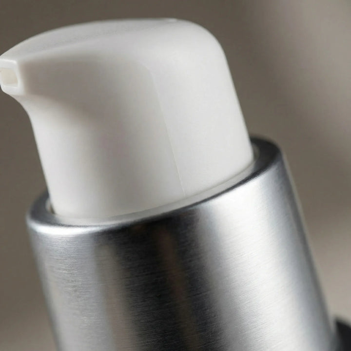 Toneshyft - Shade-Adjusting Liquid Foundation