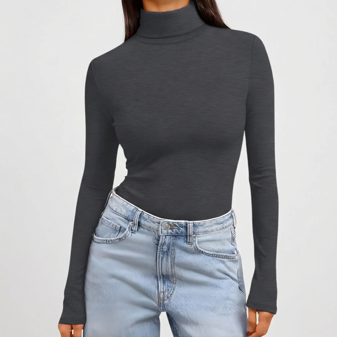 Turtova - Close-Fitting Turtleneck Long Sleeve Top