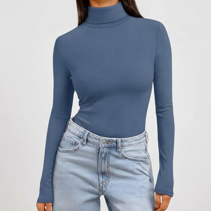 Turtova - Close-Fitting Turtleneck Long Sleeve Top