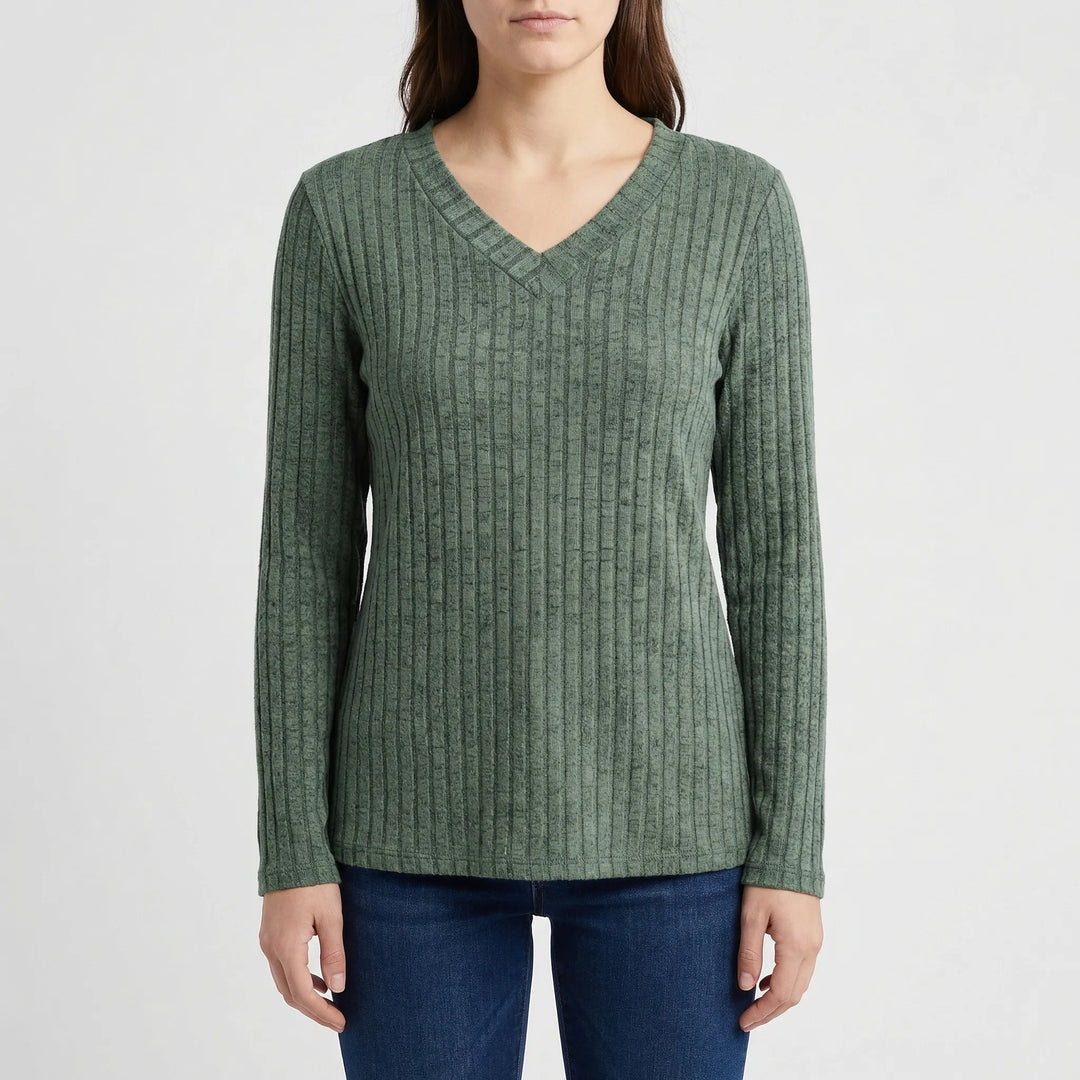 Velvora - Relaxed V-Neck Ribbed Knit Top