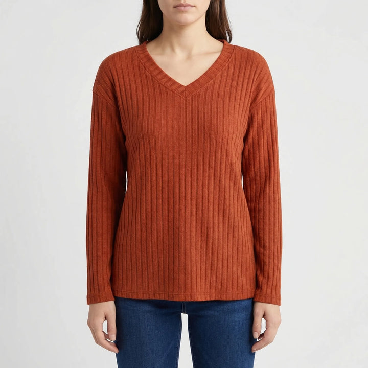 Velvora - Relaxed V-Neck Ribbed Knit Top