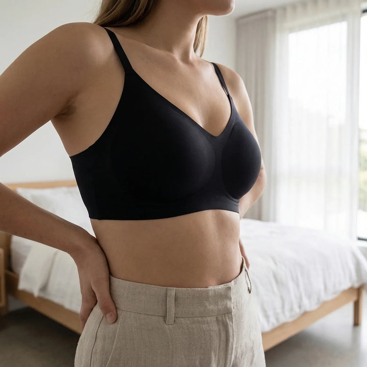 Velvura - Seamless Wireless Deep V Bralette