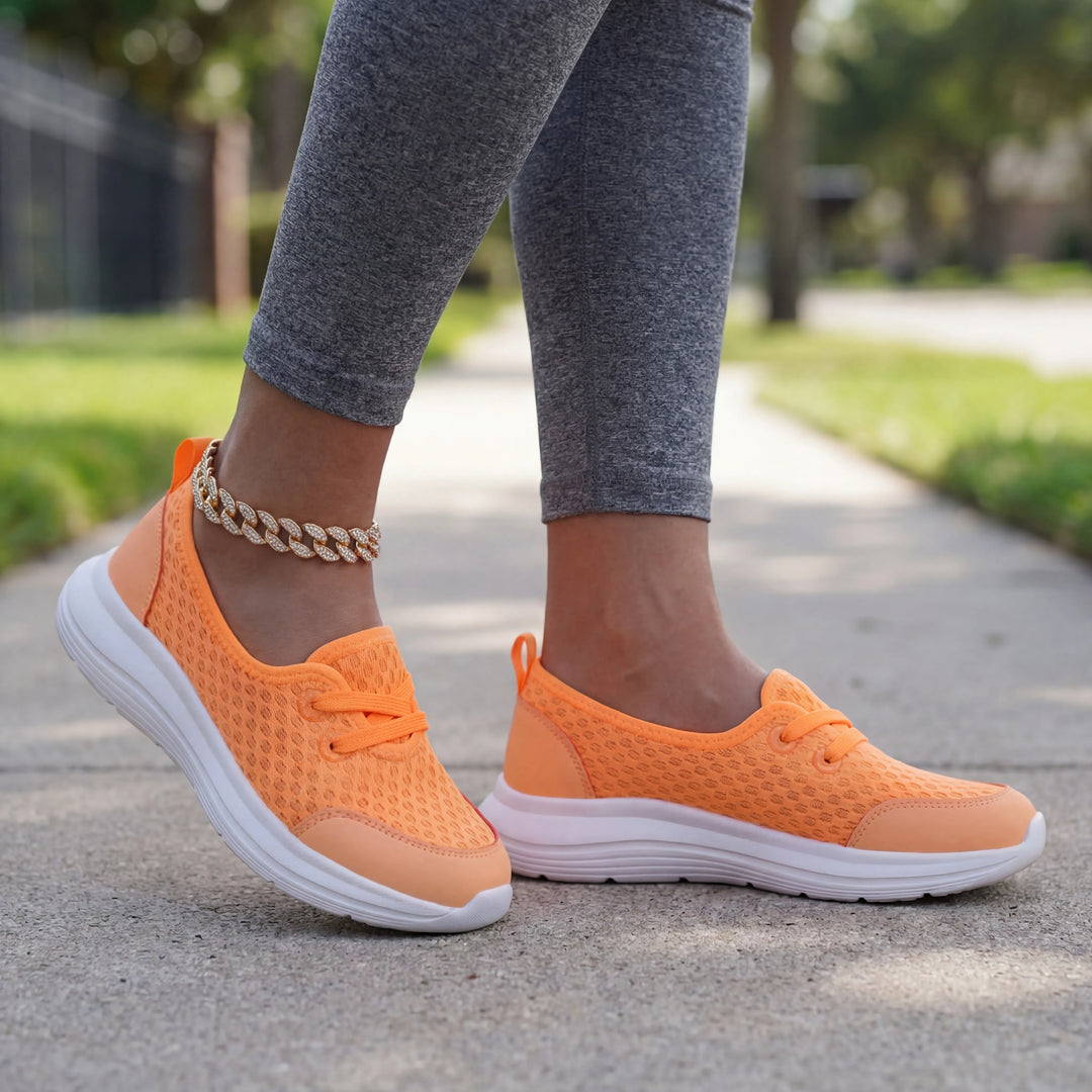 Vexona - Low-Profile Lace-Up Walking Sneaker