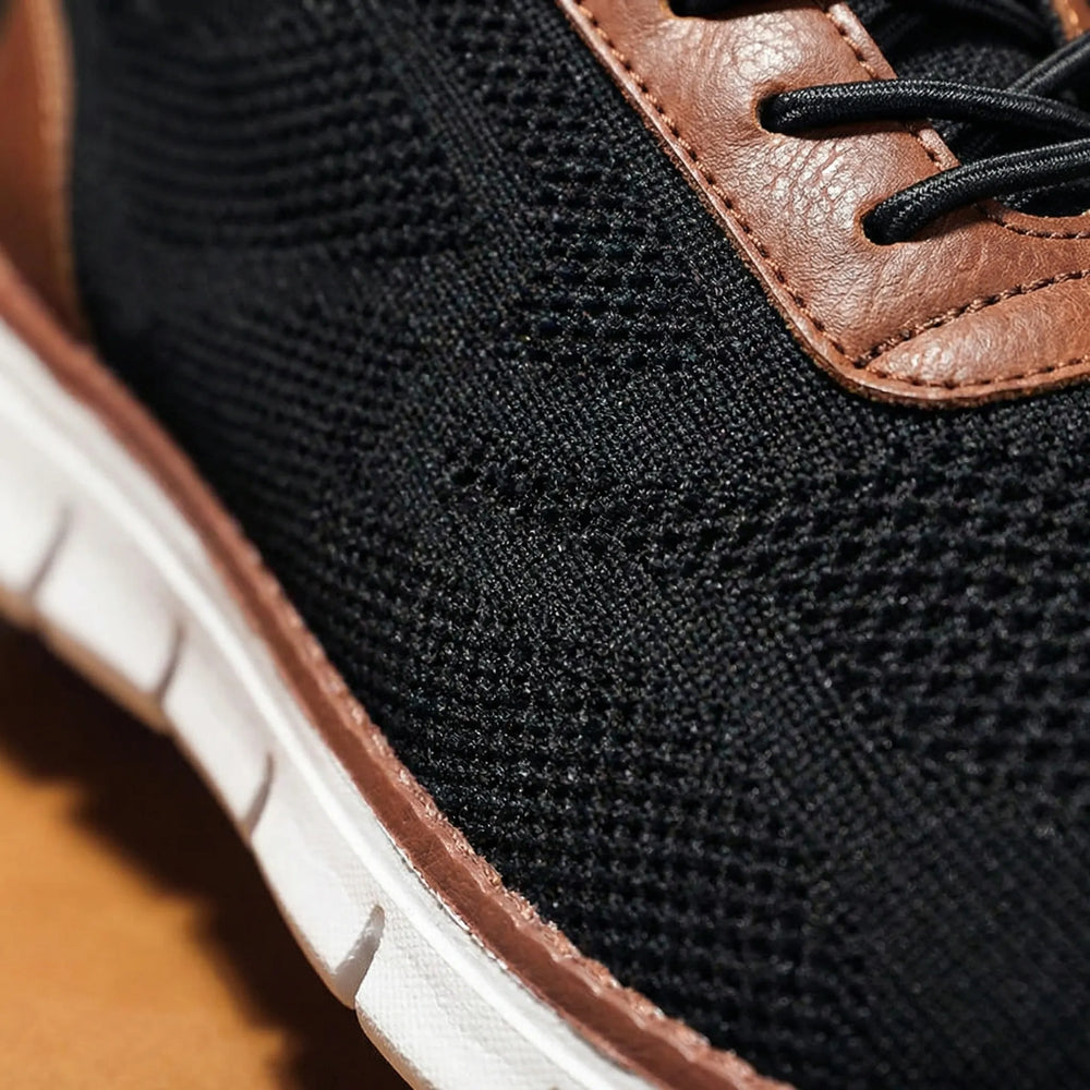 Vrelox - Lightweight Breathable Lace-Up Sneaker