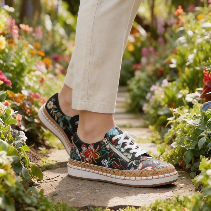 Platta Lace-Up Blommig Sneaker för Kvinnor
