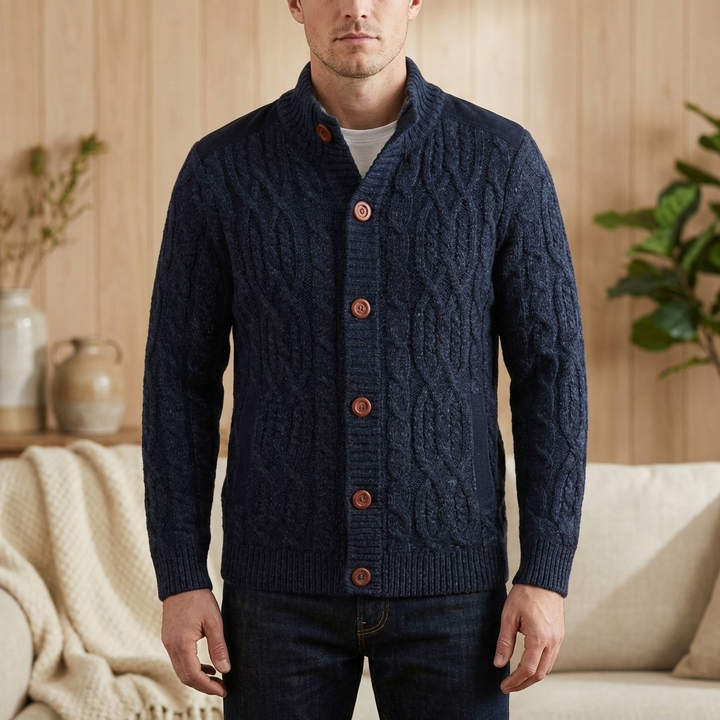 Fleece-fodrad Kabelstickad Cardigan