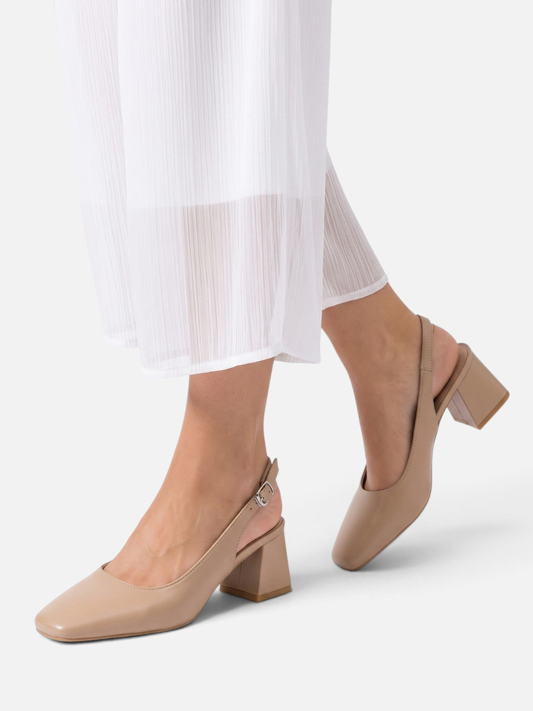 Slingback-pumps i läder med fyrkantig tå och blockklack för dam
