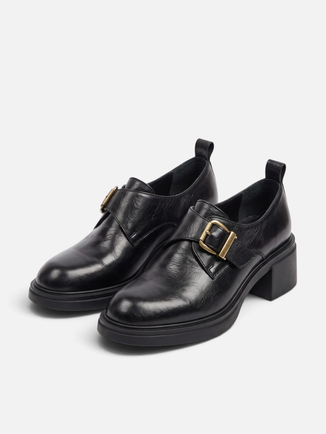 Loafers i läder med spänne och blockklack för dam